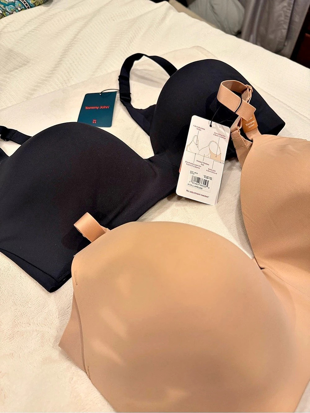 Lot of 2 Tommy John Comfort Smoothing Lightly Lined Wireless Bras 36DD NWT